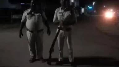 పిఠాపురం: జిల్లాలో థార్ గ్యాంగ్, యు.కొత్తపల్లిలో పోలీసులు ముమ్మరంగా గస్తీ