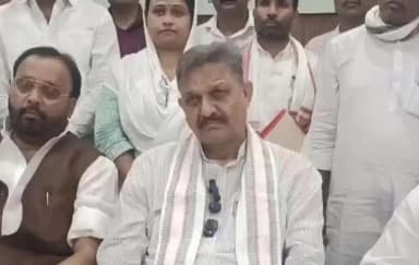 गाज़ीपुर: राम मंदिर चढ़ावा विवाद पर अफजाल का बड़ा हमला, बोले- 'भगवान के दरबार की चोरी माफ नहीं होगी', एसआईटी जांच को बताया नाटक