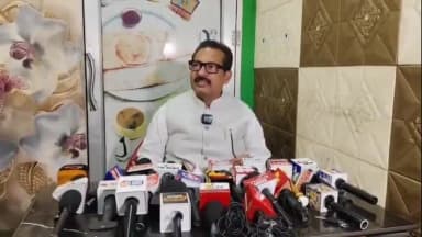 मंझनपुर: मंझनपुर में प्रेस वार्ता, पूर्व विधायक संजय गुप्ता ने कहा- राजनीतिक षड्यंत्र से छवि धूमिल करने की कोशिश, जल्द होगा पर्दाफाश