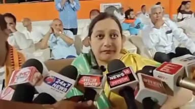 बांसडीह: करिहरा ग्राम सभा में BJP विधायक केतकी सिंह ने कहा, कटान प्रभावित गांवों को ठोकर बनाकर बचाने का किया गया है काम