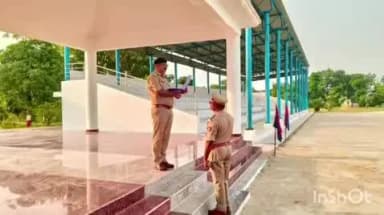 भिनगा: पुलिस लाइन भिनगा में एएसपी ने साप्ताहिक परेड की ली सलामी, कार्यक्षमता बढ़ाने के लिए कराया टोलीवार ड्रिल का अभ्यास