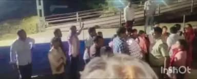 सरई: मोरवा से बरगवां तक संदिग्ध यात्रा अन्य प्रांत भेजी जा रही युवतियों पर बवाल
#janshamshya