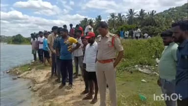 పూతలపట్టు: బంగారుపాల్యం మండలంలో విషాదం, ఫోన్ ఎక్కువ చూడొద్దని మందలించిన తల్లి, అలిగి వెళ్లిన బాలుడు చెరువులో మృతి