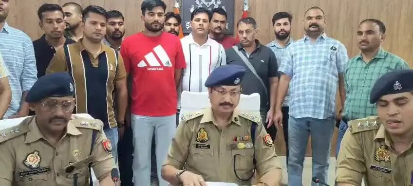 #Etawahpolice
#Goodwork
थाना सिविल लाइन क्षेत्रान्तर्गत डीसीएम की चोरी के अनावरण करने के सम्बन्ध में वरिष्ठ पुलिस अधीक्षक इटावा द्वारा दी गयी बाइट । https://t.co/RJMoakFP4A