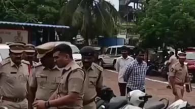 అమలాపురం: కోనసీమలో అంతర్ జిల్లాల బైక్ దొంగల ముఠా అరెస్ట్, 35 బైక్లు స్వాధీనం