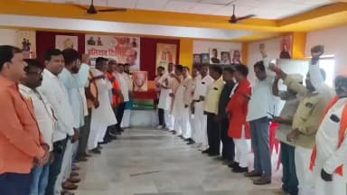 नवादा: भाजपा पार्टी कार्यालय में डॉ. श्यामा प्रसाद मुखर्जी के बलिदान दिवस पर श्रद्धांजलि सभा का आयोजन