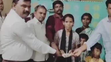 మడకసిర: బాధితుడి కుటుంబానికి 50,000 అందించిన ఎమ్మెల్యే ఎంఎస్ రాజు