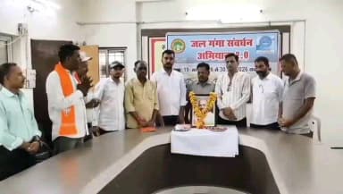 अलीराजपुर: डॉ.श्यामा प्रसाद मुखर्जी के बलिदान दिवस पर जोबट मे भाजपा ने दी श्रद्धांजलि:भाजपा कार्यकर्ताओ ने पुष्प अर्पित कर किया नमन