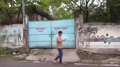 देवघर: शहर के स्मार्ट बाजार के समीप एक व्यक्ति का मिला शव, पुलिस जांच में जुटी
