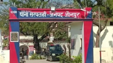 शाहगंज: नरेन्द्रपुर पट्टी–पिलकिछा मार्ग पर बाइक बिजली के खंभे से टकराई, अधेड़ की हुई दर्दनाक मौत