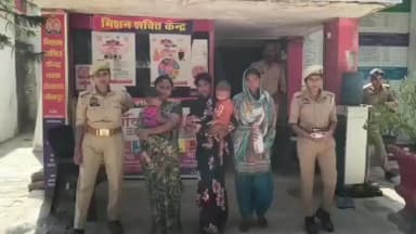 शाहगंज: खेतासराय में बस और ट्रेनों में चोरी करने वाले गिरोह की 3 महिला सदस्यों को किया गया गिरफ्तार