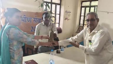 सूरजगढ़: स्वामी सेही में ग्रामीण सेवा शिविर में सैकड़ों लोगों को मिला सरकारी योजनाओं का लाभ, 25 लोगों को मिले पट्टे