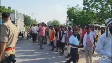 महाराजगंज: गूढ़ा के पास अनियंत्रित डंपर ने बाइक में मारी टक्कर, पिता की मौके पर मौत, पुत्र को 4 किलोमीटर तक घसीटा, डंपर चालक फरार