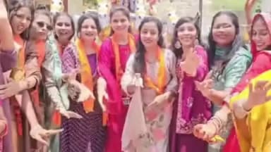 चौहटन: महेश नवमी पर चौहटन में भव्य शोभायात्रा निकली, श्रद्धालुओं ने की पुष्पवर्षा