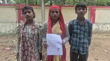 महोबा: चंद्रपुरा गांव की महिला ने एसपी से न्याय की गुहार लगाई, पति और ससुरालियों पर प्रताड़ना का लगाया आरोप