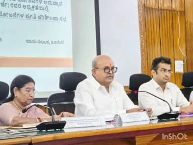 ಕಲಬುರಗಿ: ನಗರದಲ್ಲಿ ಗ್ಯಾರಂಟಿ ಯೋಜನೆಗಳ ಅನುಷ್ಠಾನ ಪ್ರಾಧಿಕಾರದ ಅಧ್ಯಕ್ಷರ ನೇತೃತ್ವದಲ್ಲಿ ಪ್ರಗತಿ ಪರಿಶೀಲನಾ ಸಭೆ
