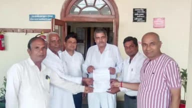 चिड़ावा: चिड़ावा रेलवे स्टेशन पर RPF जवान की तैनाती की मांग, सलाहकार समिति ने स्टेशन अधीक्षक को सौंपा ज्ञापन
