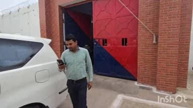 उरई: जिला कारागार में जिला जज और जिलाधिकारी ने किया निरीक्षण, कैदियों को मिलने वाली सुविधाओं की ली जानकारी