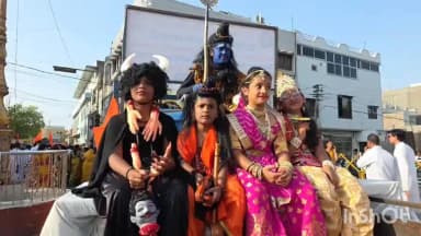भीलवाड़ा: केसरिया रंग में रंगी महेश नवमी: भीलवाड़ा में 21 दिवसीय महोत्सव का भव्य समापन, ढोल-नगाड़ों के साथ निकली शोभायात्रा
