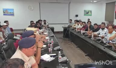 उदयपुर धरमजयगढ़: मोहर्रम पर्व आपसी सौहार्द एवं अनुशासन के साथ मनाने के लिए शांति समिति की बैठक में सुरक्षा एवं यातायात पर चर्चा