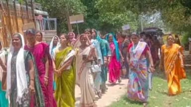 कामडारा: नशा मुक्ति के लिए जेएसएलपीएस की जागरूकता रैली, गूंजे स्वच्छ भारत और नशा छोड़ो के नारे
