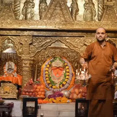 राजनगर: 23 जून की पावन संध्या पर बागेश्वर धाम में श्री बालाजी सरकार की दिव्य आरती, हजारों श्रद्धालु भक्ति, विश्वास और सनातन चेतन