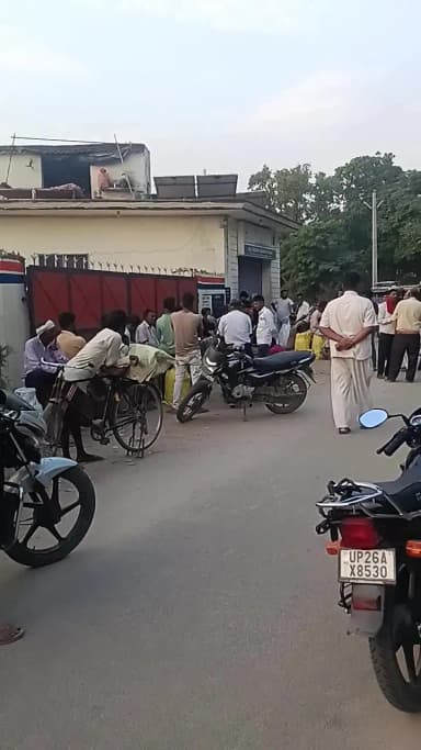 puranpur ke gane video agency per gas nahin mil rahi hai jab bhi aate Hain to aajkal karke kar dete Hain yah yahan
