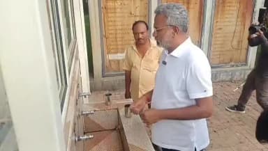 కాకినాడ సిటీ: కాకినాడ నగరంలో ఆకస్మిక తనిఖీలు చేపట్టిన ఎమ్మెల్యే కమిషనర్