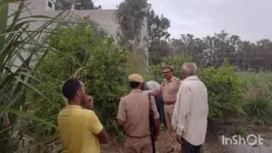 बिजनौर: हल्दौर में नूरपुर रोड स्थित बाल किशनपुर चौराहे के पास सड़क किनारे मिला एक युवक का शव