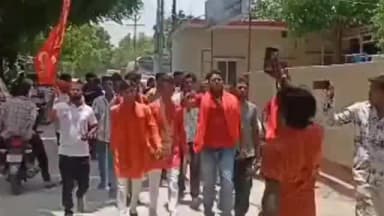 तमकुही राज: तमकुहीराज में 14 गौसेवकों की उम्रकैद के विरोध में हुआ विशाल प्रदर्शन