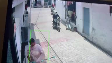 8 साल की लड़की का दिन में उठाने का हुआ प्रयास।सूचना मिलने के बावजूद भी अभी तक उसको पुलिस नहीं पकड़ भाई। Bazpur Mudiya p.