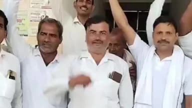 डेरापुर: डेरापुर तहसील परिसर में ई-पंजीयन व्यवस्था के विरोध में अधिवक्ताओं की हड़ताल पांचवे दिन भी जारी