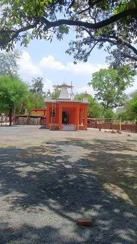 Sant Shiromani Ravidas ji plant pratishthan ja rahi hai aap sabhi Sadar aamantrit Hain Nala paar kar rahti dinank 256 26