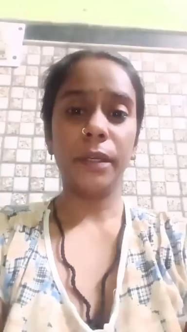 साकेत: दिल्ली के नांगलोई में एक 24 साल की महिला ने अपने पति और ससुराल वालों से परेशान होकर की आत्महत्या