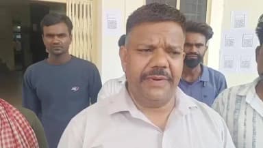 बाजपुर: ग्राम महेशपुरा के ग्रामीणों ने बिना अनुमति लग रहे हाट बाजार को हटाने की मांग को लेकर प्रदर्शन कर सौंपा ज्ञापन