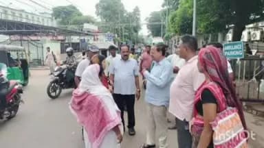 କଟକ ସଦର: ପୂର୍ବତନ ବିଧାୟକଙ୍କୁ ଭେଟିଲେ ମେୟର ଓ ବରିଷ୍ଠ ନେତା ଦେବୀ ମିଶ୍ର