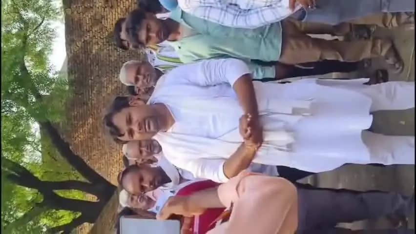Sahawar.nagla pandit mai braman pandit ne 15 .saal ki ladaki ka apharan kiya morya samaj ki