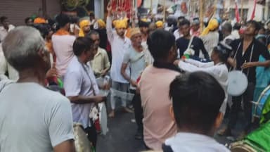 *याद ए हुसैन में निकाले गए ताजिये*