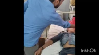 रामसनेही घाट: टडिया मजरे महुलारा गांव में एक किशोर को लगा करंट, डॉक्टर ने कड़ी मशक्कत करके किशोर की जान बचाई