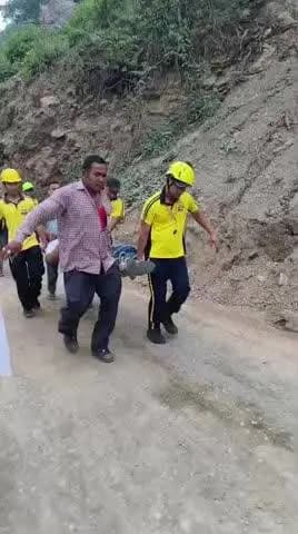 चौबट्टाखाल: सतपुली कोटद्वार रोड में हुई घटना के घायलों का उपचार दा हंस फाउंडेशन जनरल अस्पताल चमोली सैण सतपुली में चल रहा है