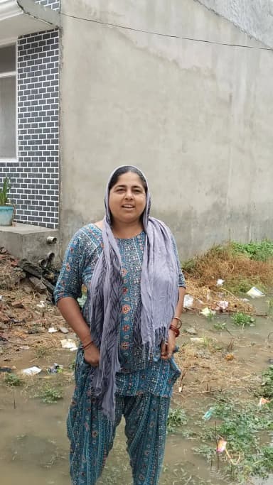 Koi sunvaee nahin ho rahi