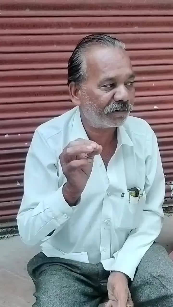 गुलाबगंज_ग्राम पंचायत गूलरखेड़ी निवाशी श्री नारायण कुशवाह जी कि रोड पर प्रतिक्रिया