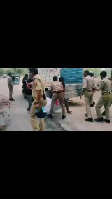 aaj dalmau me nathkheda ke paas rod acsidant me ak mahila ki maut #rodeacident #publicsaf... @drmanojpandey4600