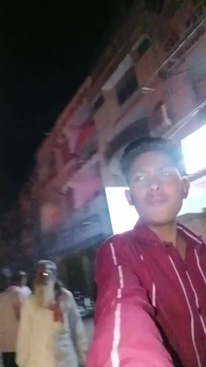 पचोर पेट्रोल पंप पर आग लगी उसमें पेट्रोल का टैंक ने पकड़ी आज नगर पालिका का फुल सपोर्ट
#पचोर