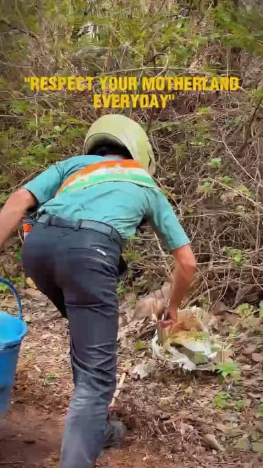 हम जिस देश को ‘माता’ कहते हैं, उसकी सड़कों को डस्टबिन समझ लेते हैं। घर की चौखट से बाहर निकलिए और अपना ज़मीर साफ कीजिए! 🇮🇳
#cleanindiamission #socialwork