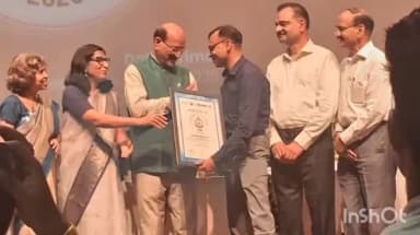 अल्मोड़ा: डॉक्टर्स डे पर अल्मोड़ा के तीन चिकित्सकों, डॉ अमित, डॉ अनिल और डॉ उर्मिला को उत्कृष्ट सेवाओं के लिए सम्मानित किया गया
