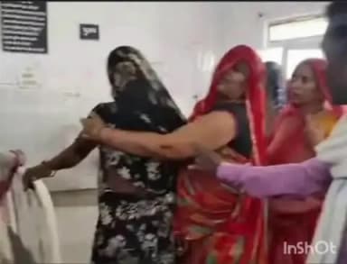 देवसर: खेत जोतते समय पलटा ट्रैक्टर किशोर की मौत सिंगरौली के देवसर में हादसा पुलिस कर रही ड्राइविंग लाइसेंस और लापरवाही की जांच