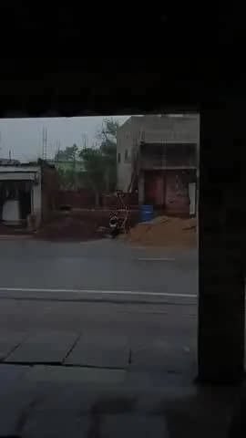 सिवनी चांपा मे मूसलाधार बारिश हुआ 2/3 घंटा बारिश गिरा है