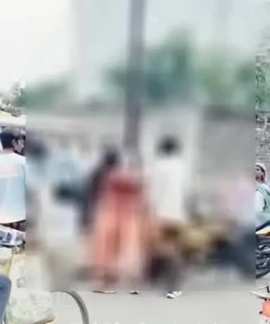 सिंगरौली: विशाल मेगा मार्ट बैढ़न के पास एक युवती के पूर्व और वर्तमान बॉयफ्रेंड के बीच में मारपीट का मामला