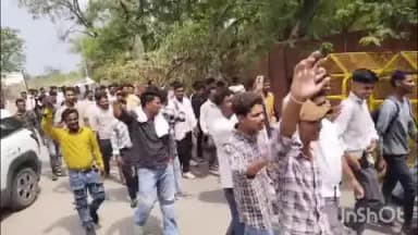 बारां: सहरिया श्रेणी के अभ्यर्थियों ने रैली निकालकर जिला कलेक्टर को समस्याओं के समाधान के लिए ज्ञापन दिया